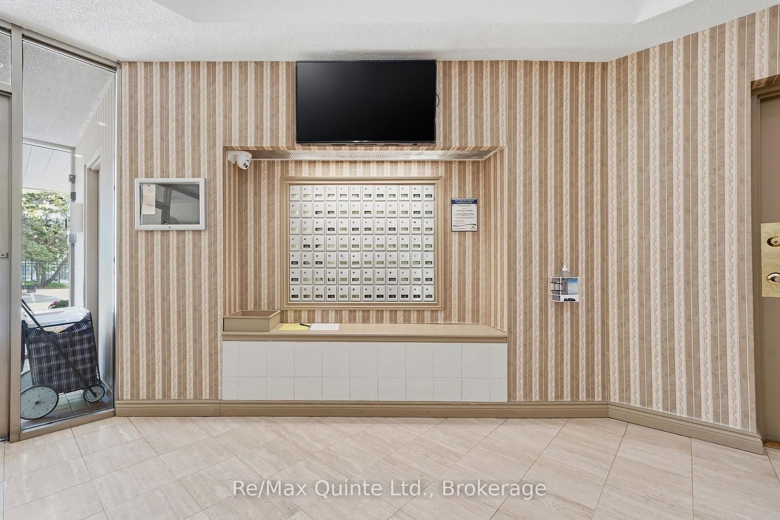 350 Front Street • #1006 • Belleville, ON photo 6