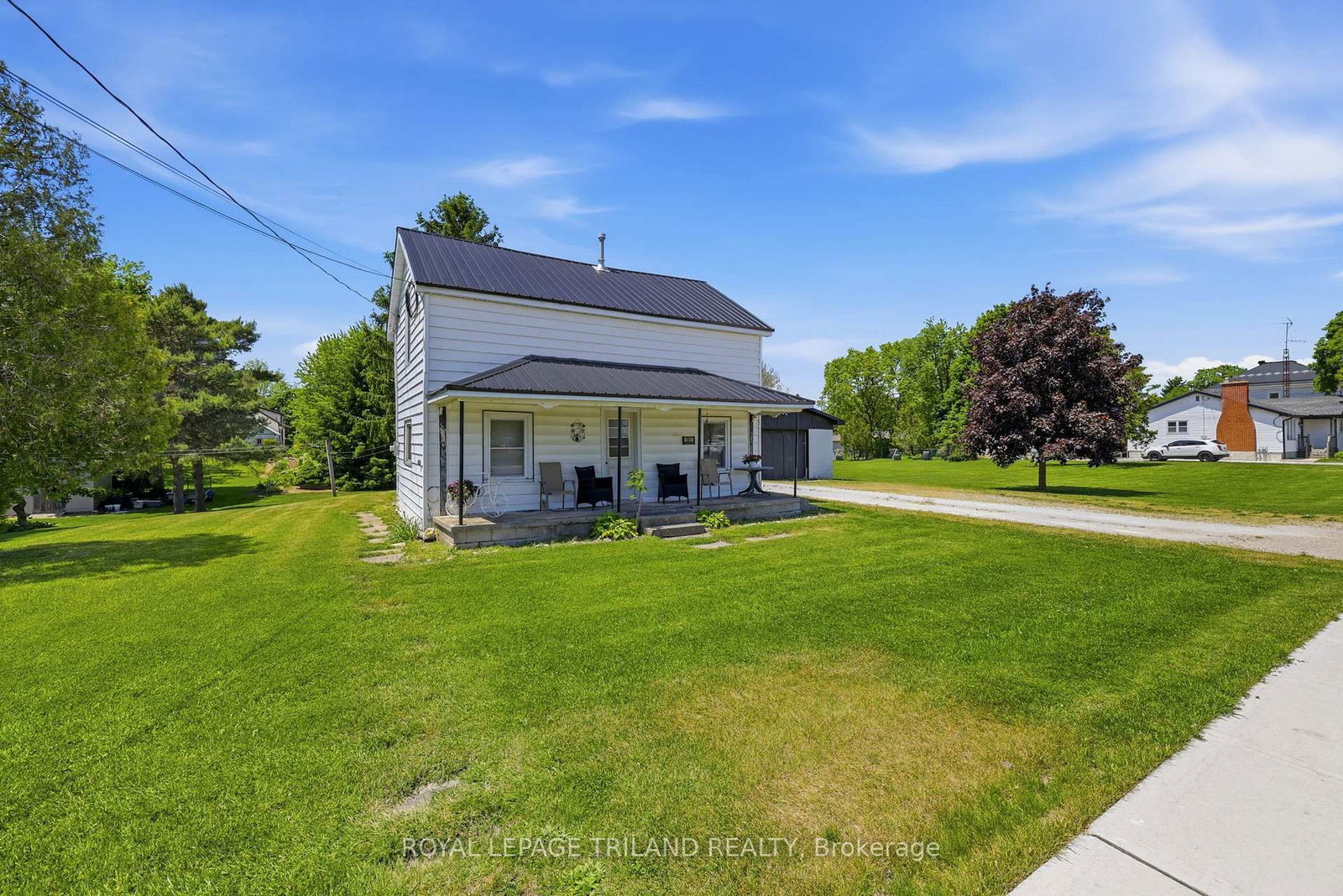 191 ELIZABETH Street • Lambton Shores, ON photo 19