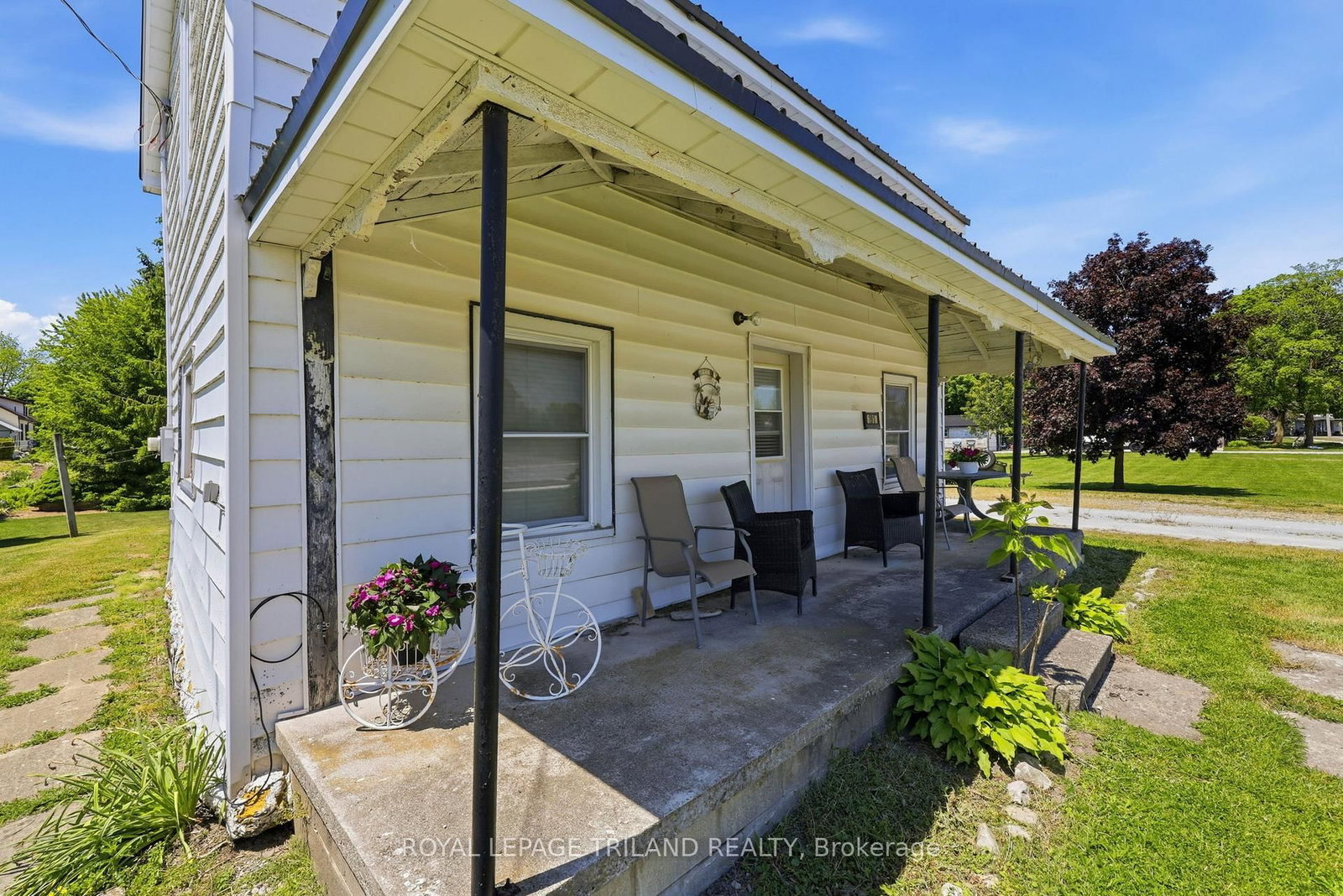 191 ELIZABETH Street • Lambton Shores, ON photo 20