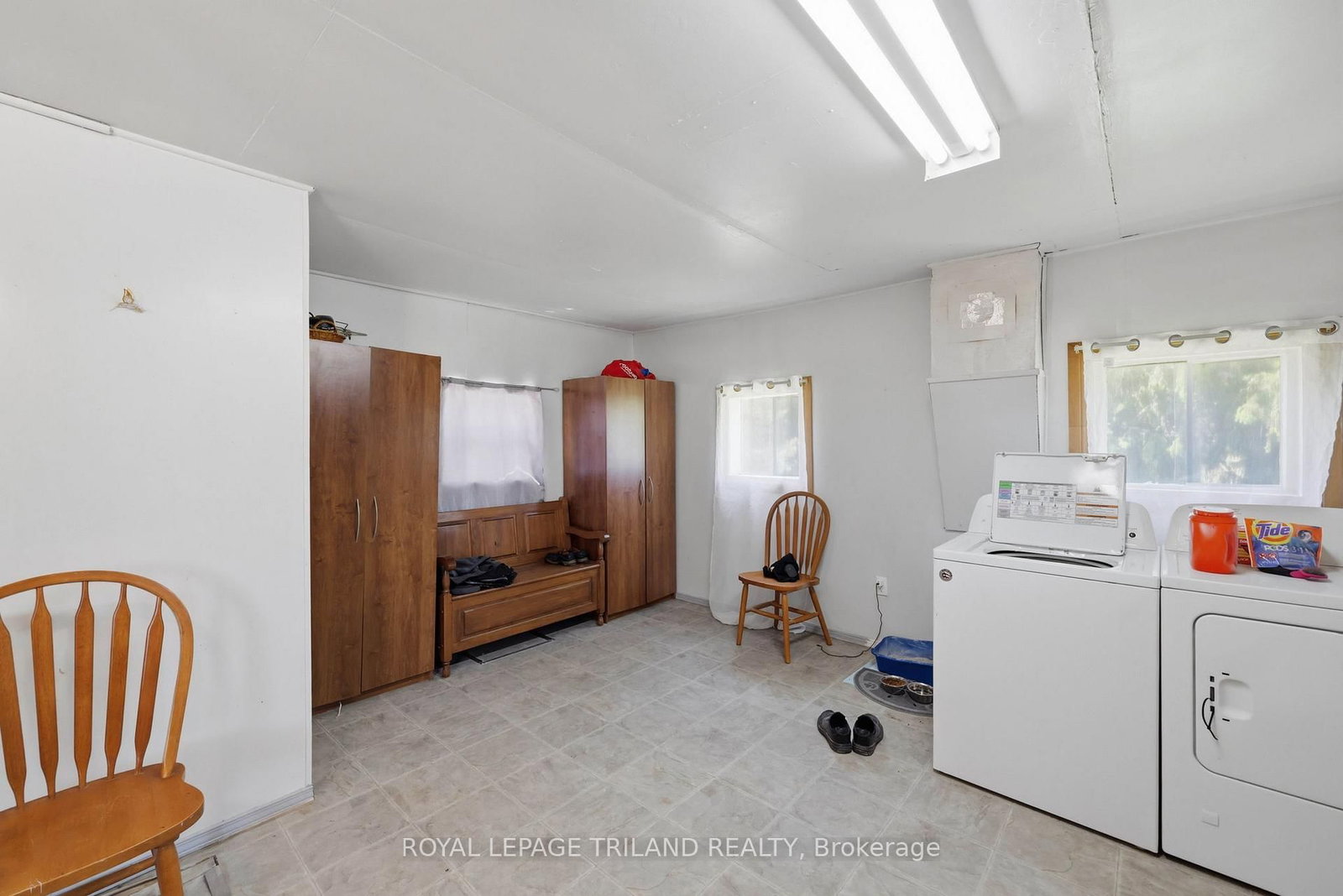 191 ELIZABETH Street • Lambton Shores, ON photo 27