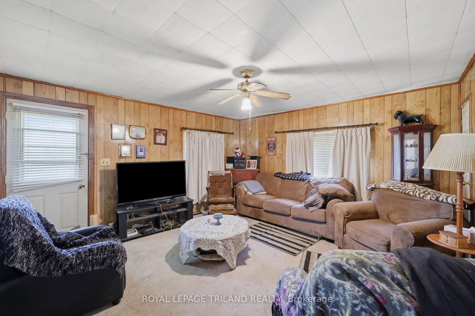 191 ELIZABETH Street • Lambton Shores, ON photo 35
