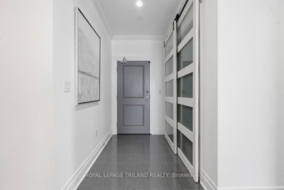Unit 1403 — 240 VillageWalk Boulevard — photo 3
