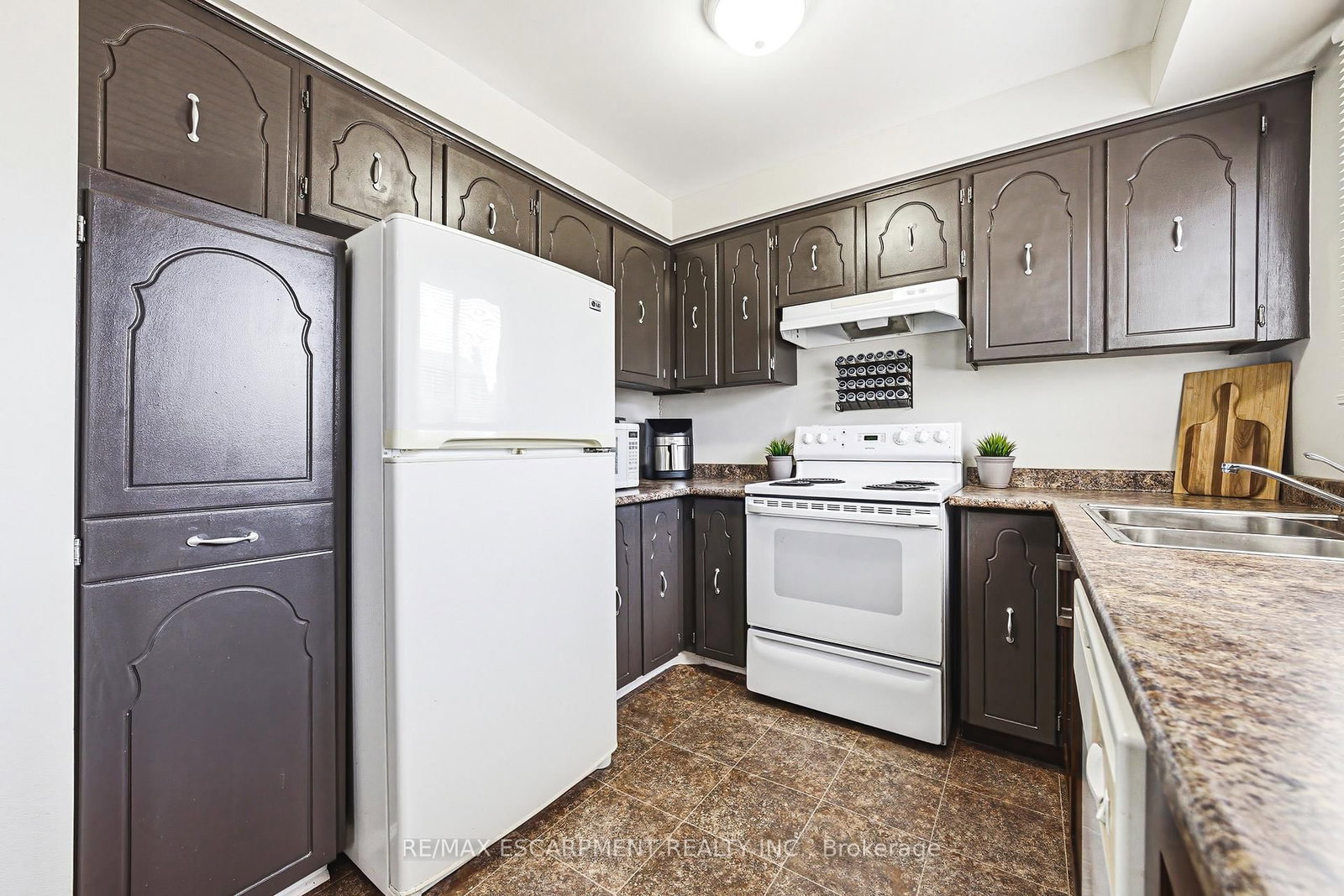 11 Harrisford Street • #91 • Hamilton, ON photo 12