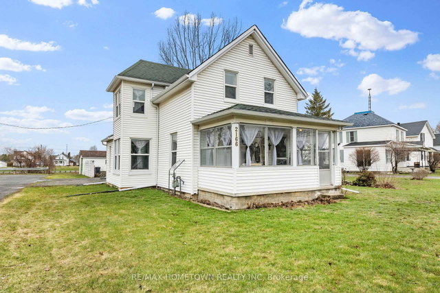 2166 Dundas Street