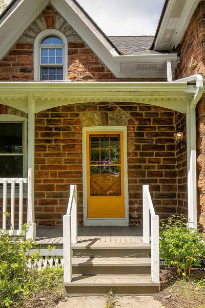 2345 Hughes Road — more photos