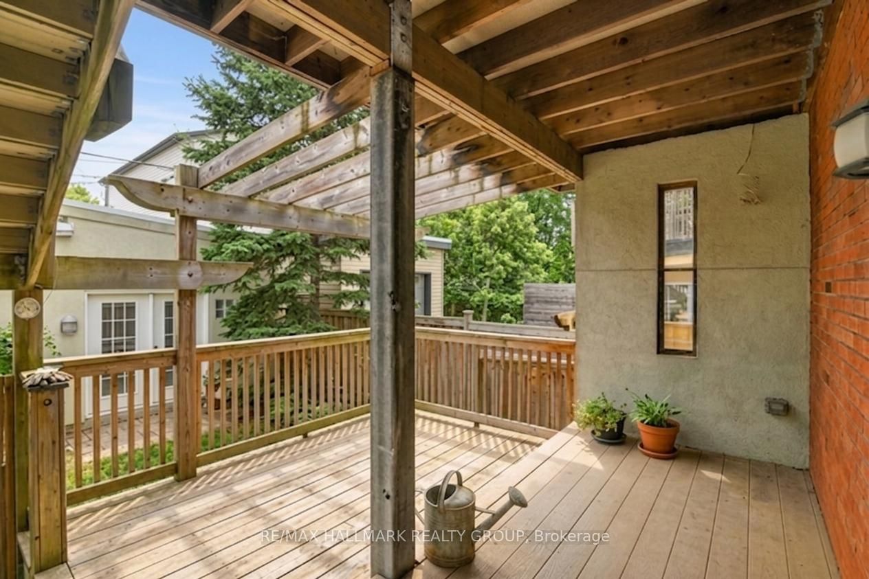 55 Ivy Crescent, Unit 2 - Photo 24