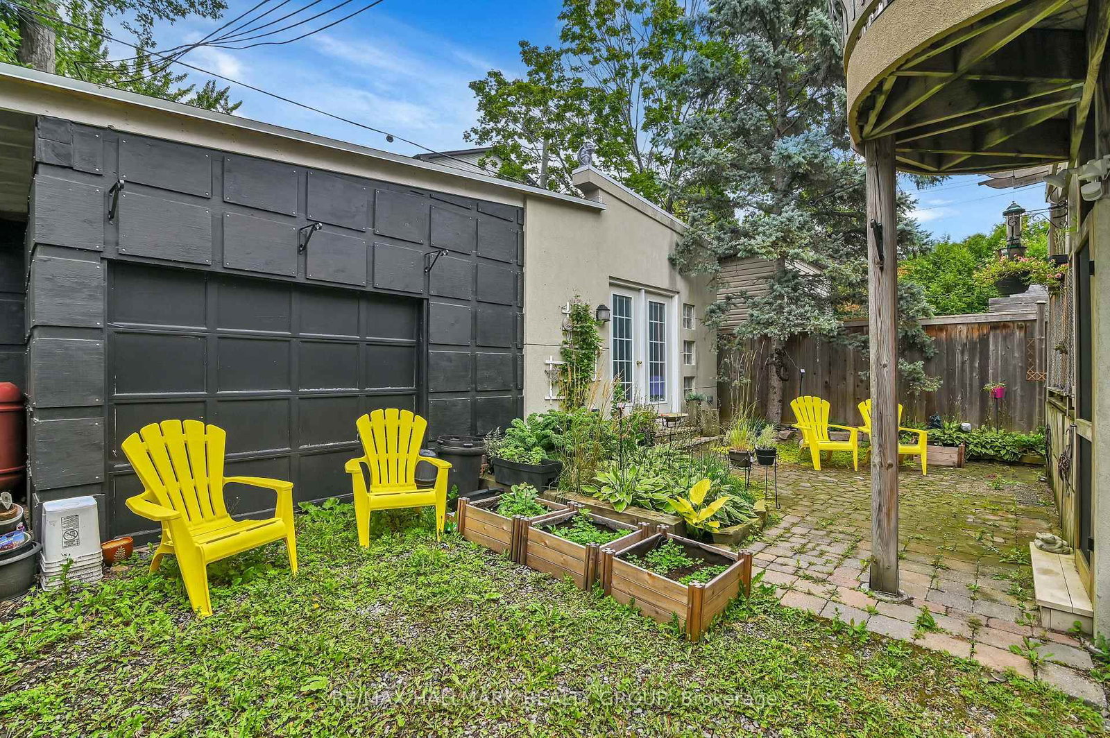 55 Ivy Crescent, Unit 2 - Photo 25