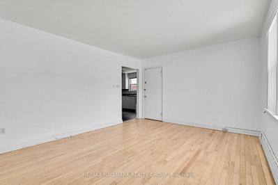 Unit Unit 2 — 55 Ivy Crescent — photo 6