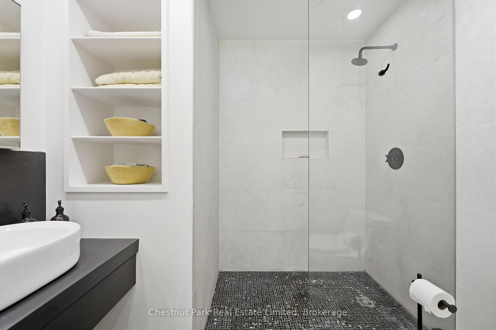 352 County Road 10 • Prince Edward County, ON photo 20