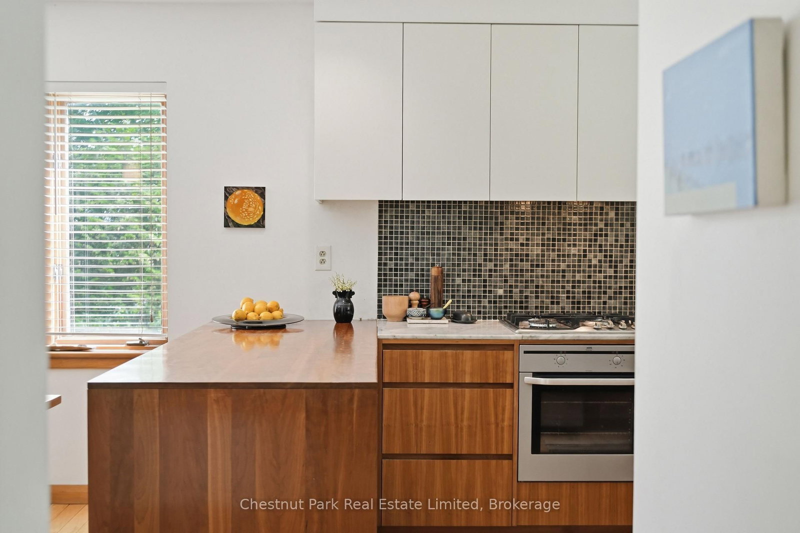 352 County Road 10 • Prince Edward County, ON photo 8