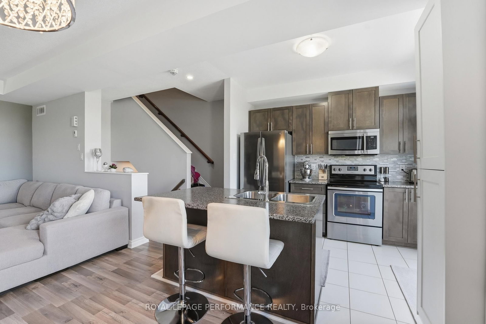 663 Trigoria Crescent - Photo 9