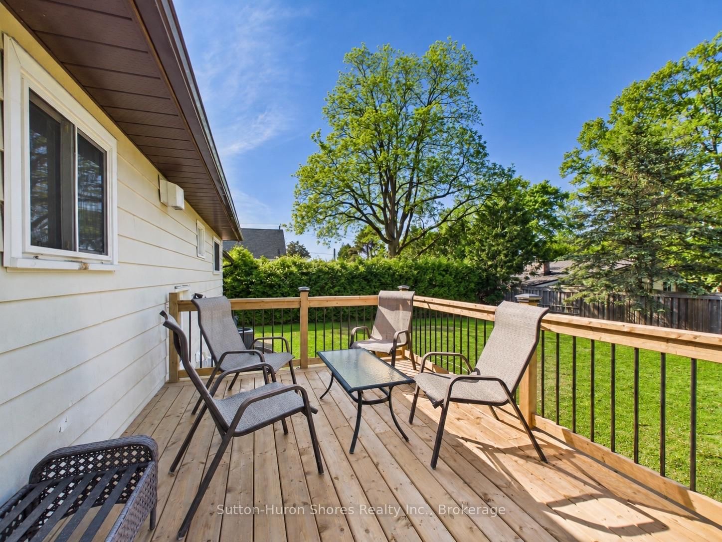 336 Lansdowne Street • Saugeen Shores, ON photo 22