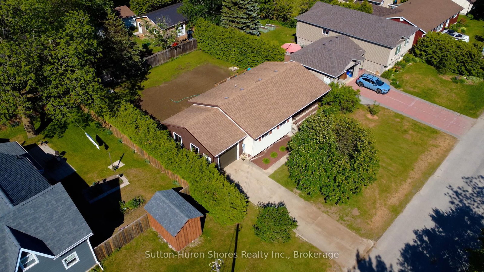 336 Lansdowne Street • Saugeen Shores, ON photo 8