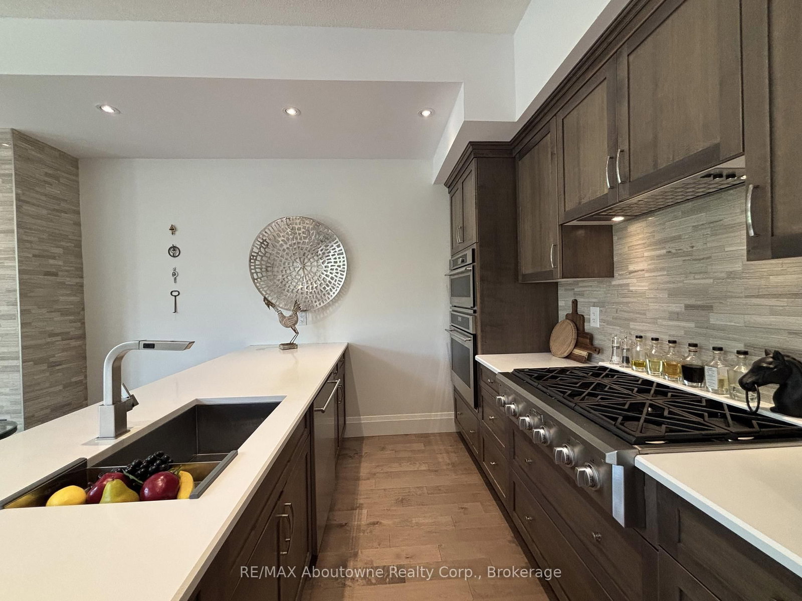 53 Arthur Street S • #RL5 • Guelph, ON photo 13