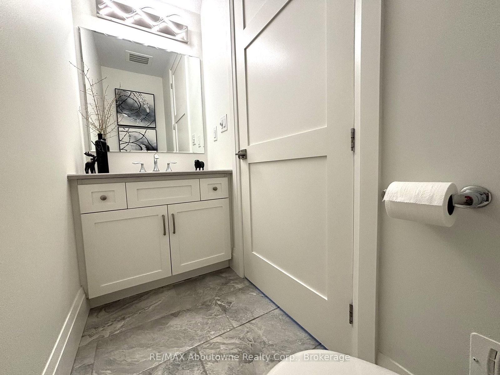 53 Arthur Street S • #RL5 • Guelph, ON photo 17