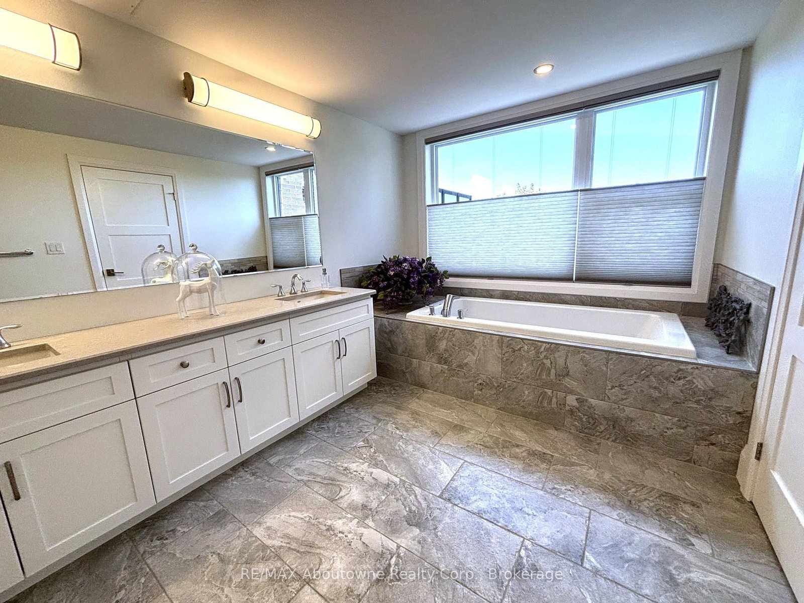 53 Arthur Street S • #RL5 • Guelph, ON photo 27