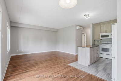 292 Masters Lane • #121 • Clarence-Rockland, ON photo 8