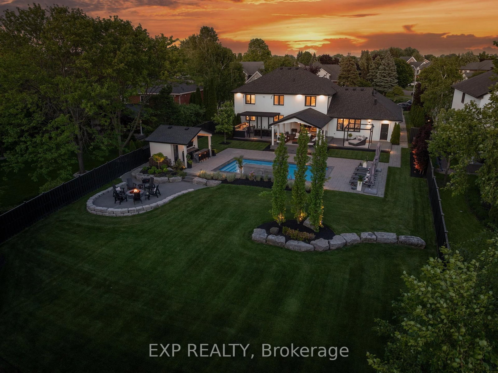 3459 Notre Dame Court • Niagara Falls, ON photo 2