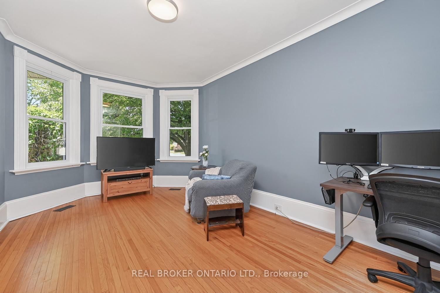 39 Mcewen Avenue • Smiths Falls, ON photo 9