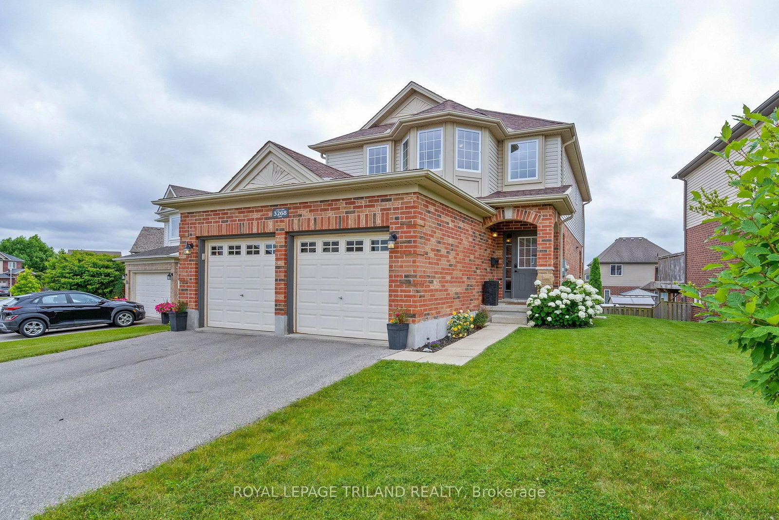 3268 Emilycarr Lane, London South