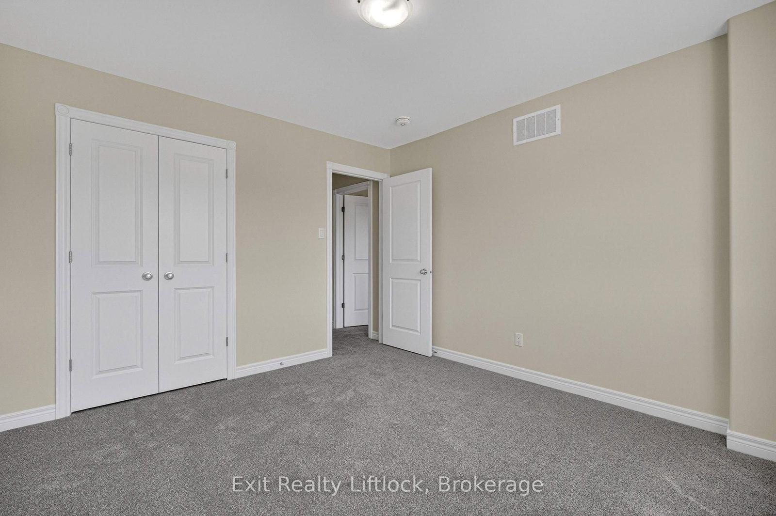 242 O'Neil Street • Peterborough, ON photo 27