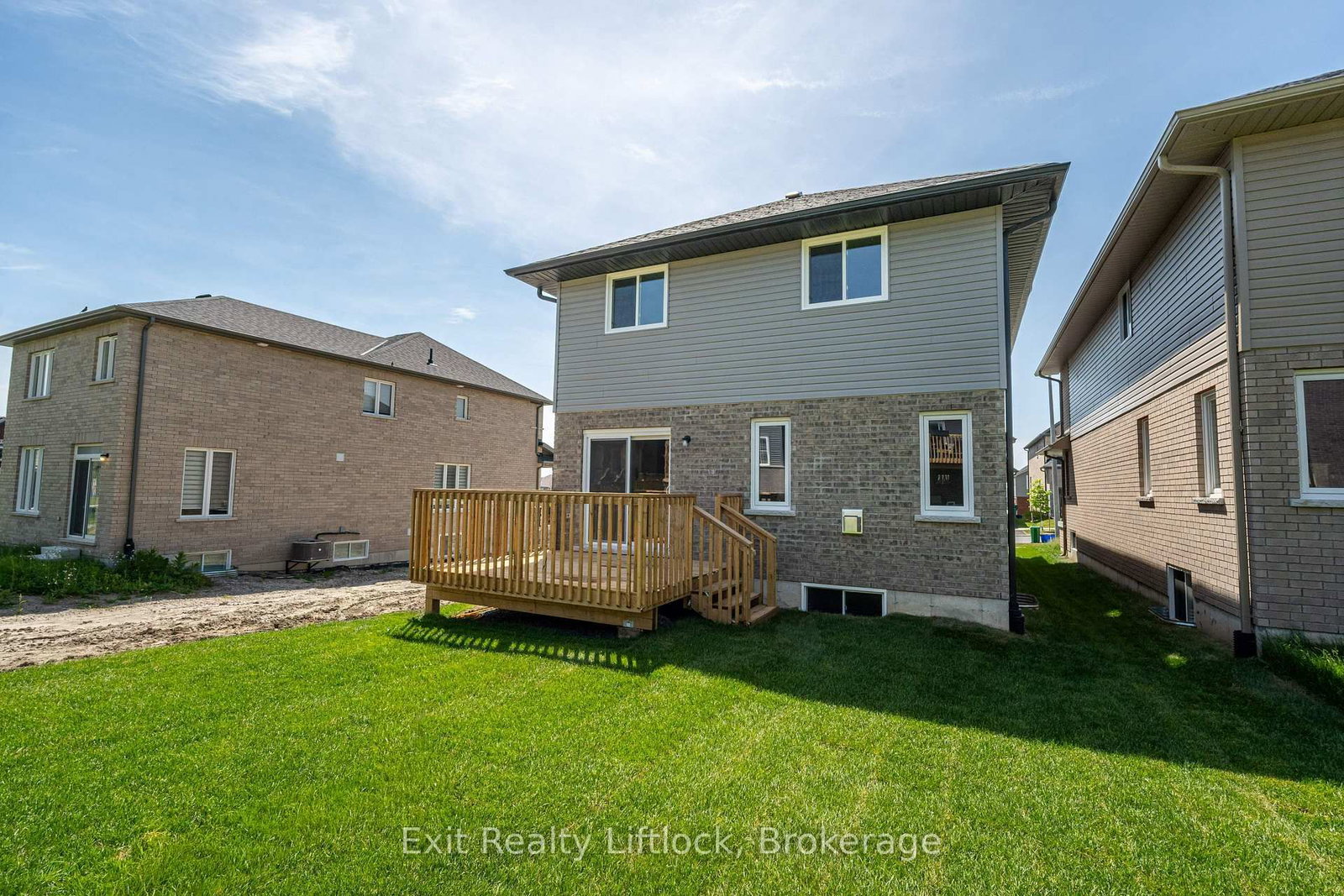 242 O'Neil Street • Peterborough, ON photo 38