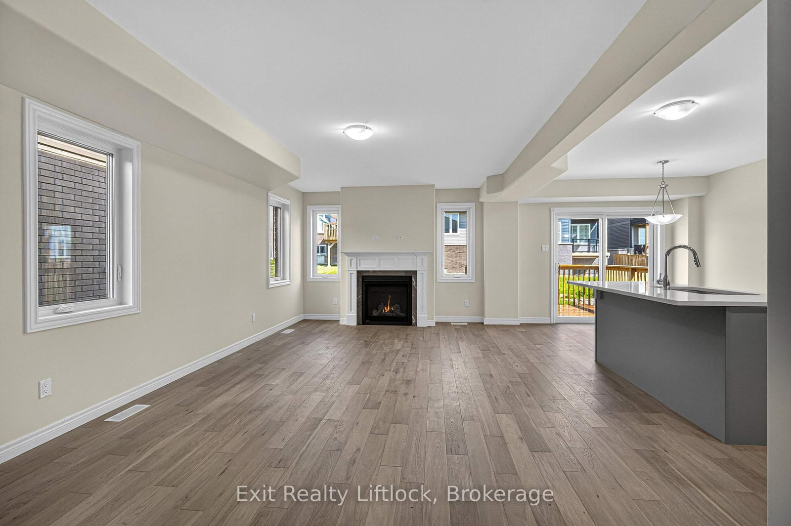 242 O'Neil Street • Peterborough, ON photo 6