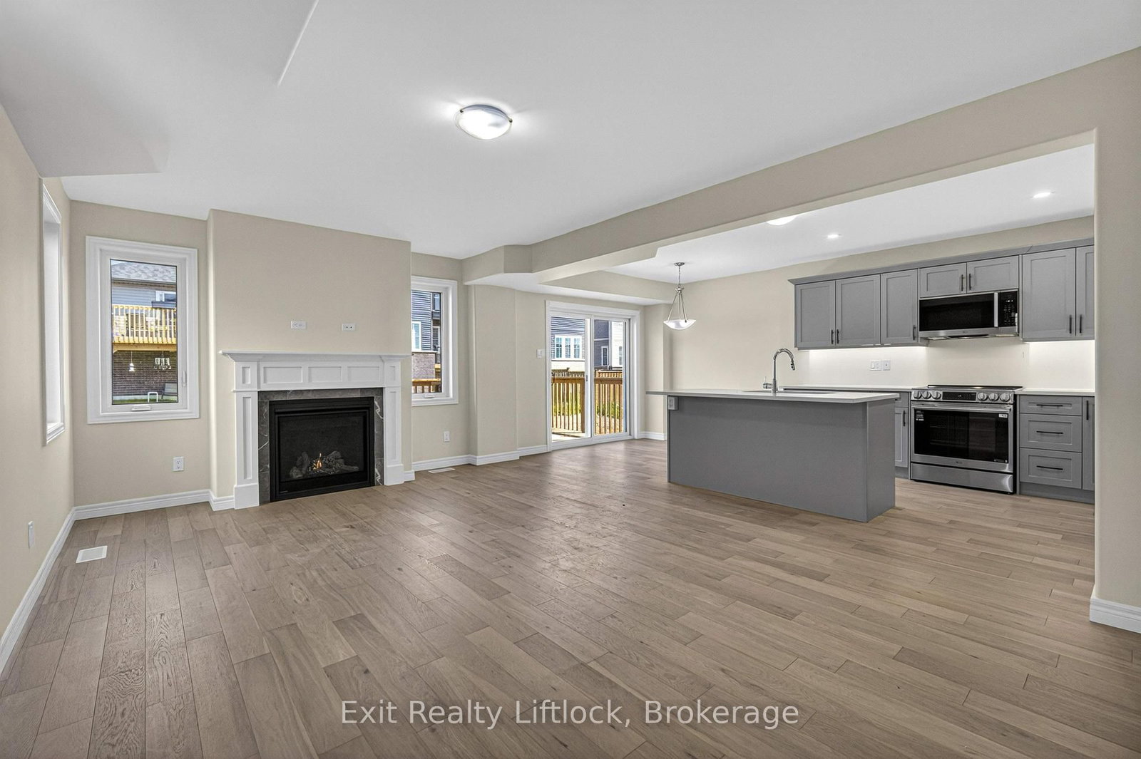 242 O'Neil Street • Peterborough, ON photo 9
