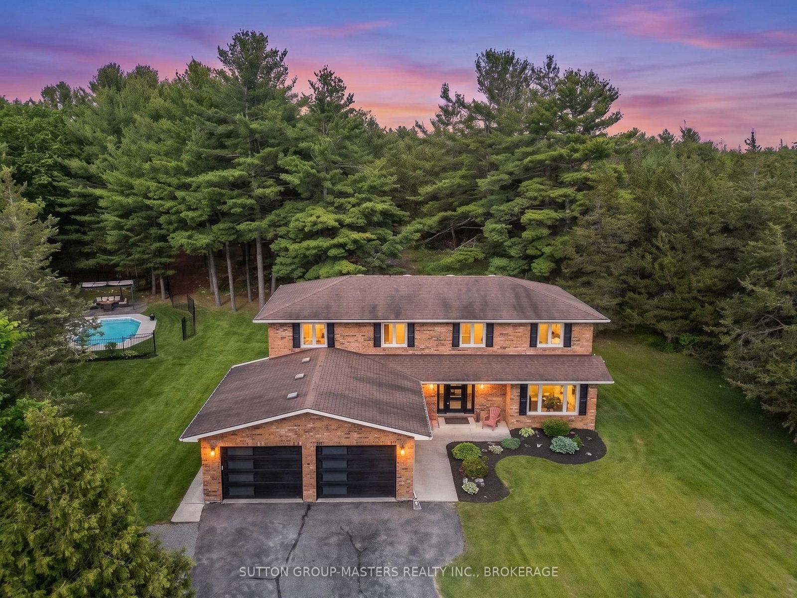 4900 North Shore Crescent • Perth Road, ON photo 1