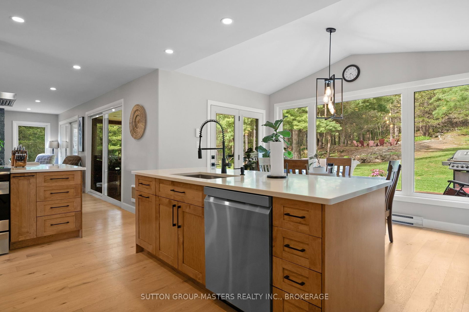 4900 North Shore Crescent • Perth Road, ON photo 14