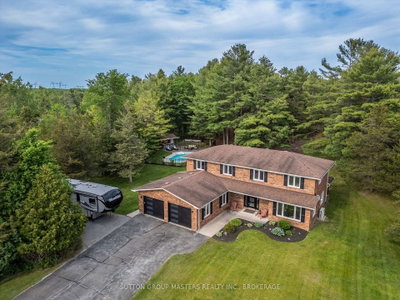 4900 North Shore Crescent • Perth Road, ON photo 2