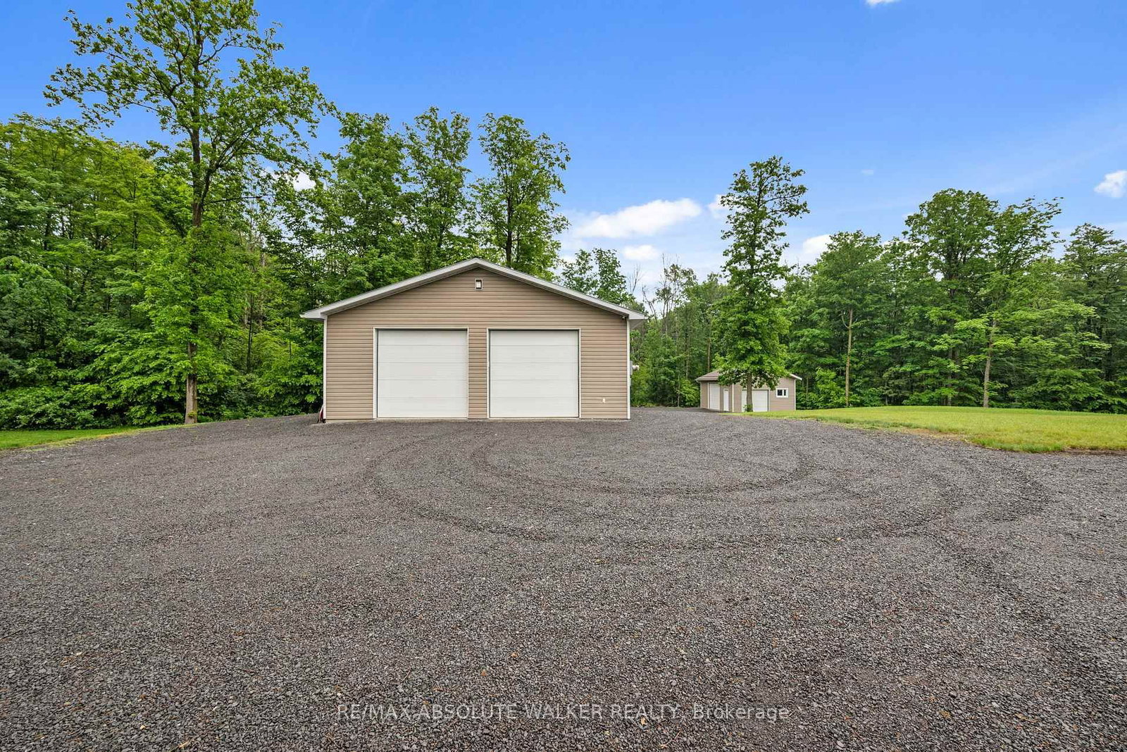 18668 Kenyon Concession 2 Road • North Glengarry, ON photo 45