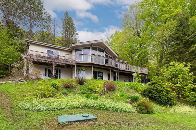 home for sale on 275 NORTHSHORE Road