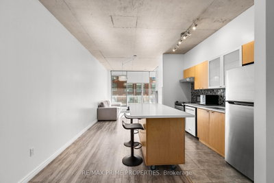 Unit 311 — 383 Cumberland Street — photo 4