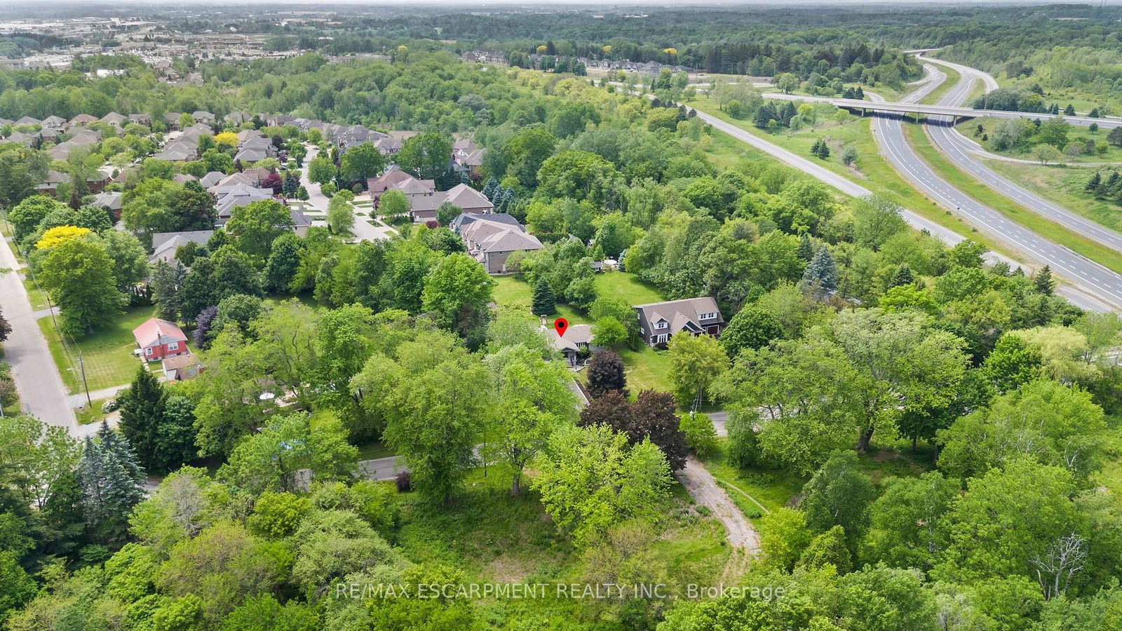 404 Hamilton Drive • Hamilton, ON photo 46