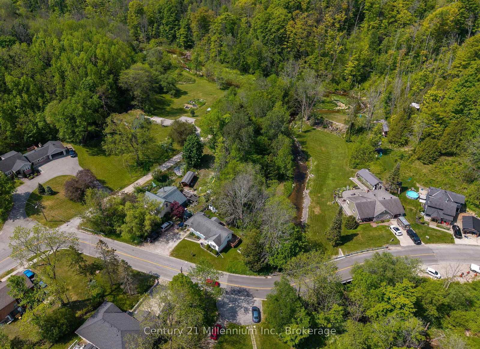 1420 7th Avenue W • Owen Sound, ON photo 3
