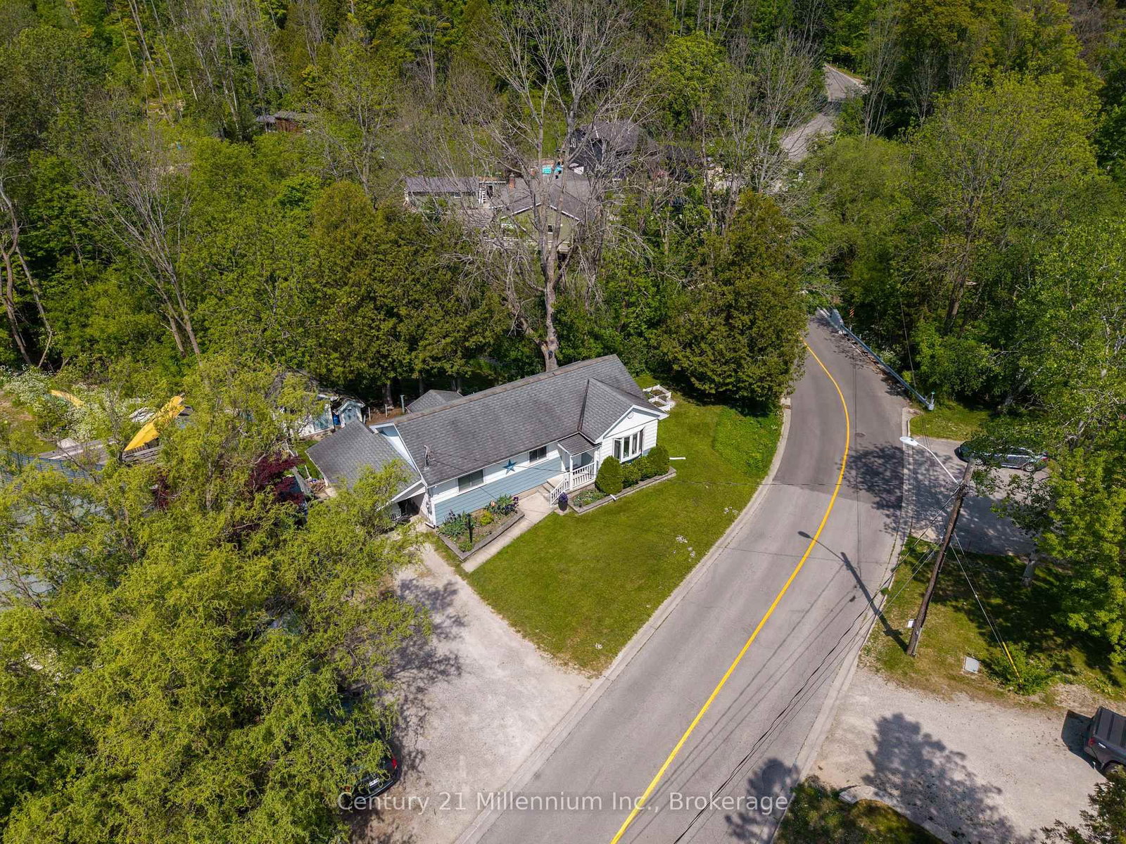 1420 7th Avenue W • Owen Sound, ON photo 4