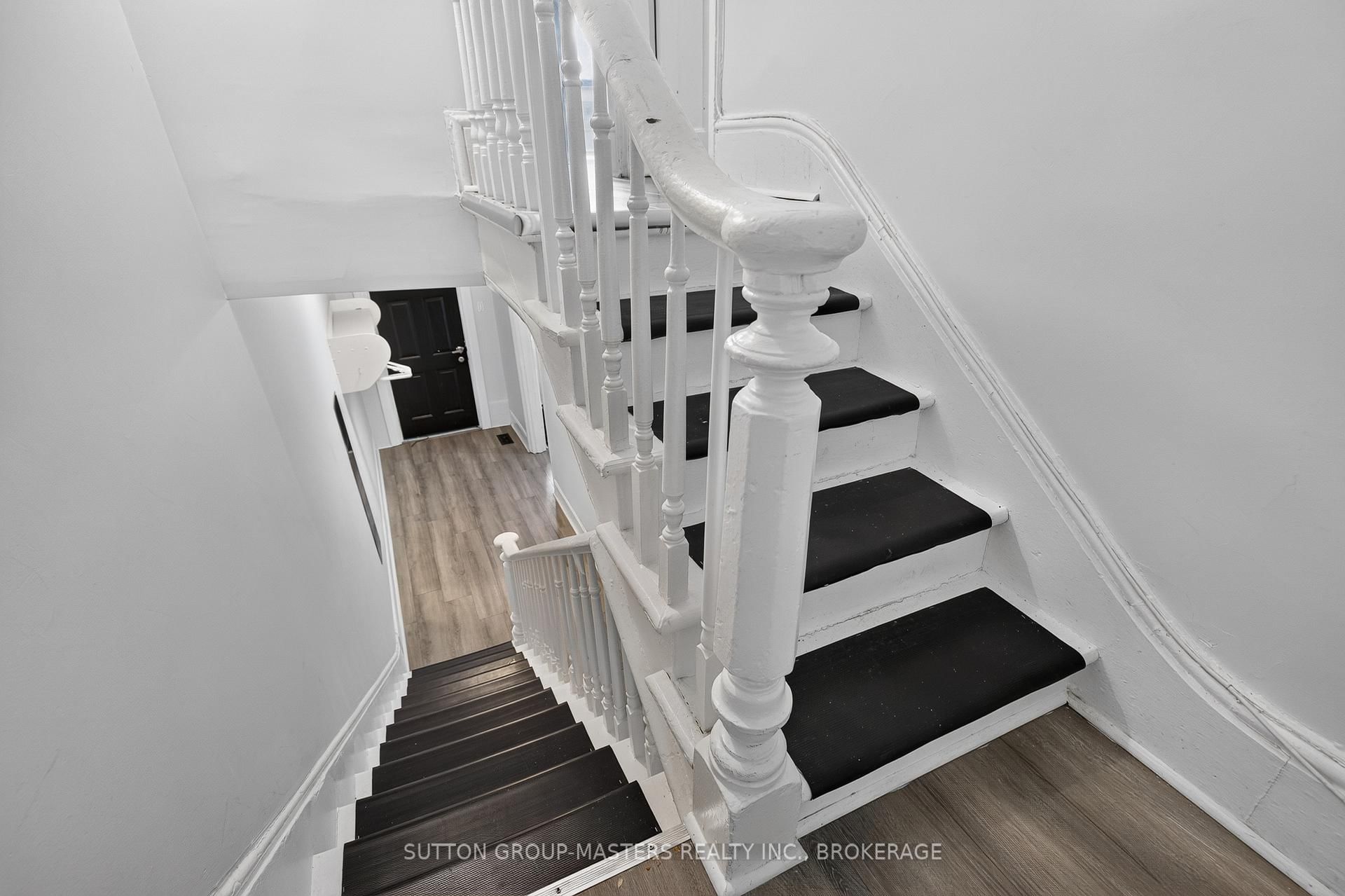 378 Barrie Street
