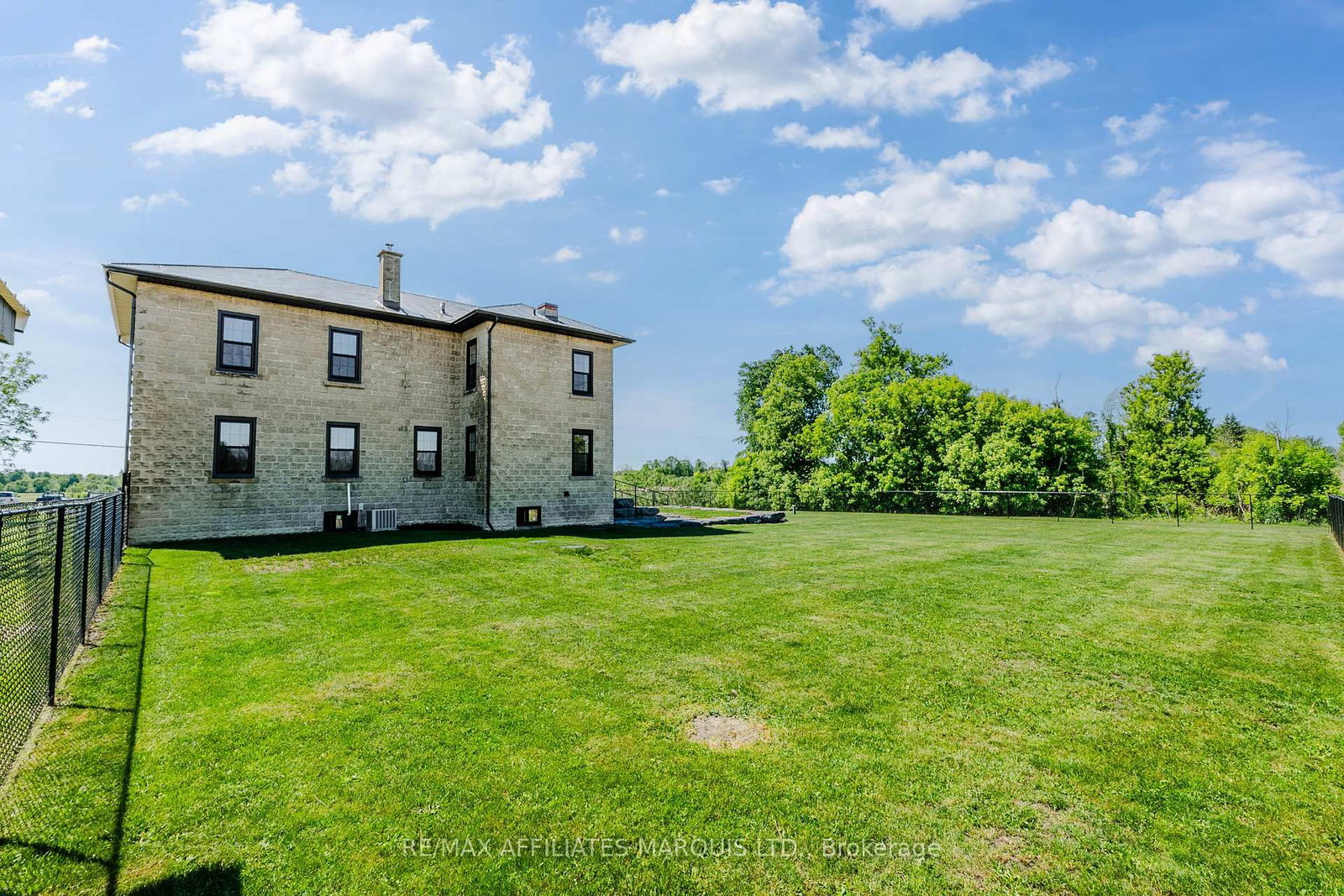 18235 North Branch Road • South Glengarry, ON photo 41