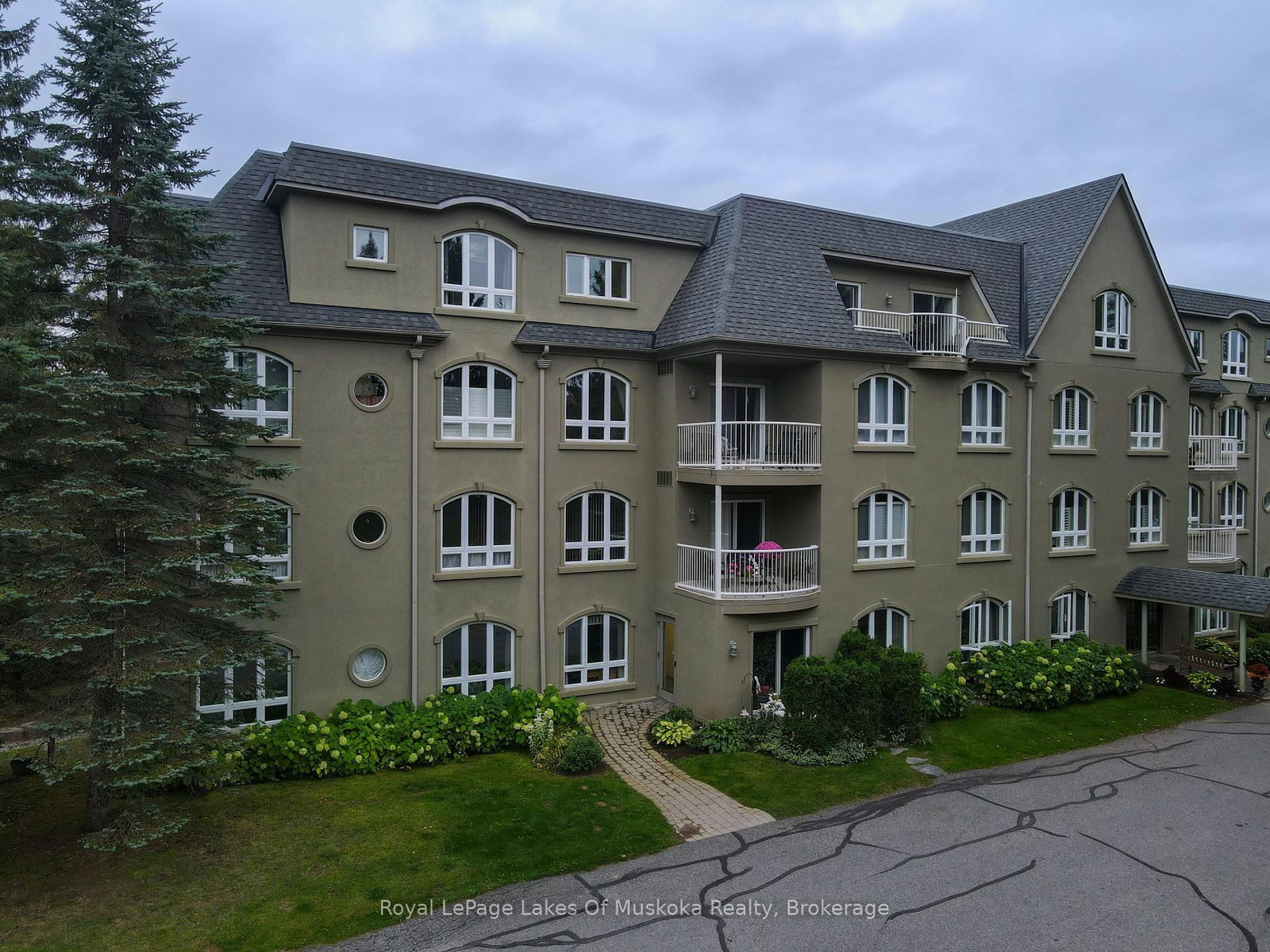 31 Dairy Lane • #106 • Huntsville, ON photo 32