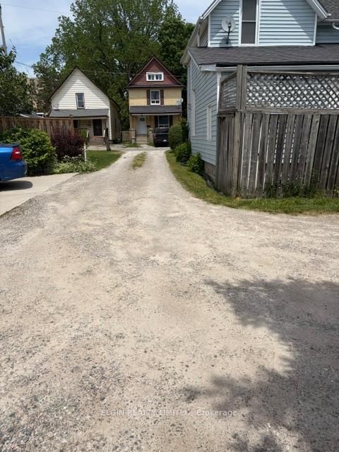 46 Elgin Street • St. Thomas, ON photo 8