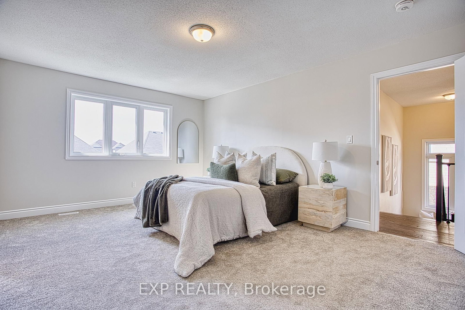 156 McKnight Avenue • Hamilton, ON photo 24
