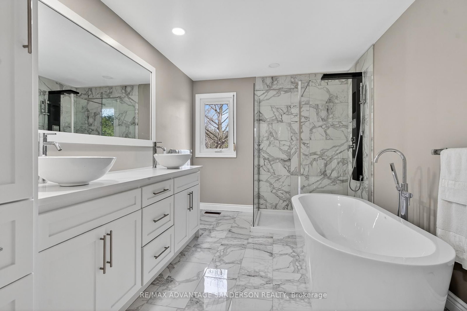 109 Salisbury Drive • Middlesex Centre, ON photo 27