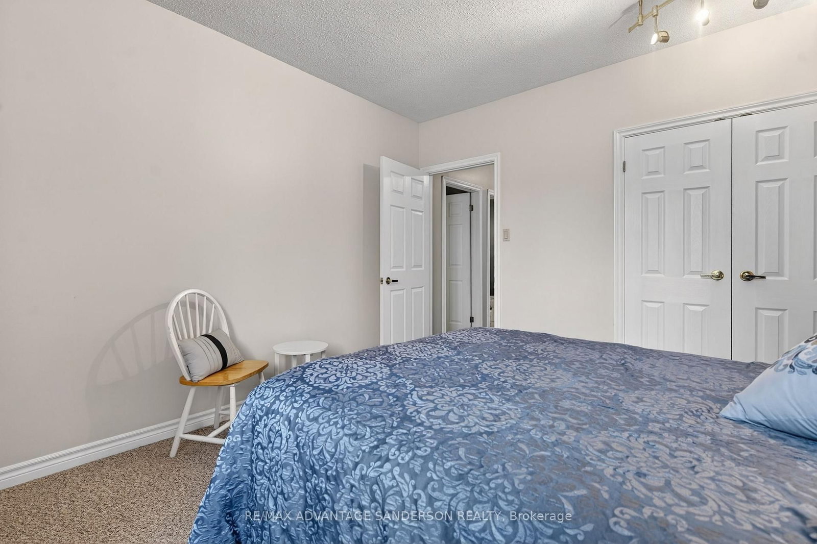 109 Salisbury Drive • Middlesex Centre, ON photo 37