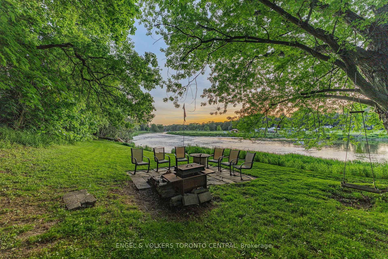 1135 Rivers Edge Drive • Woolwich, ON photo 39
