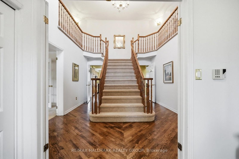 20 Halldorson Crescent