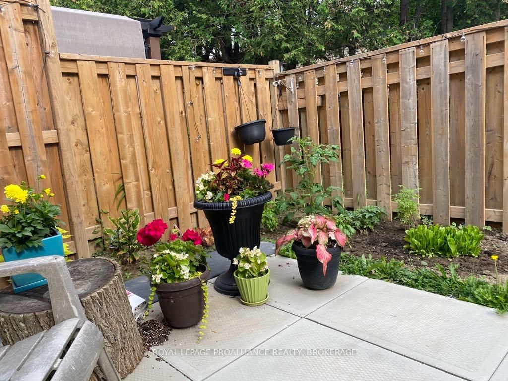 15 Rosemund Crescent