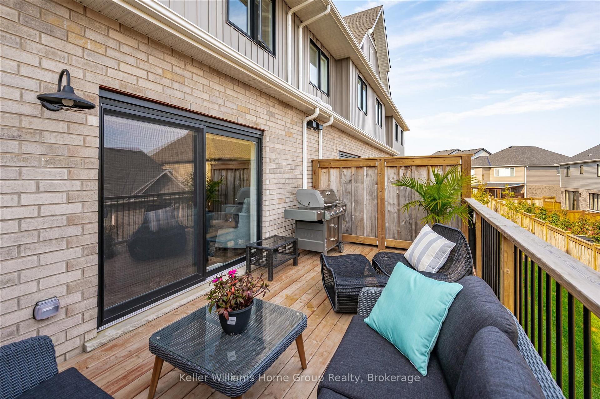 27 Hedley Lane