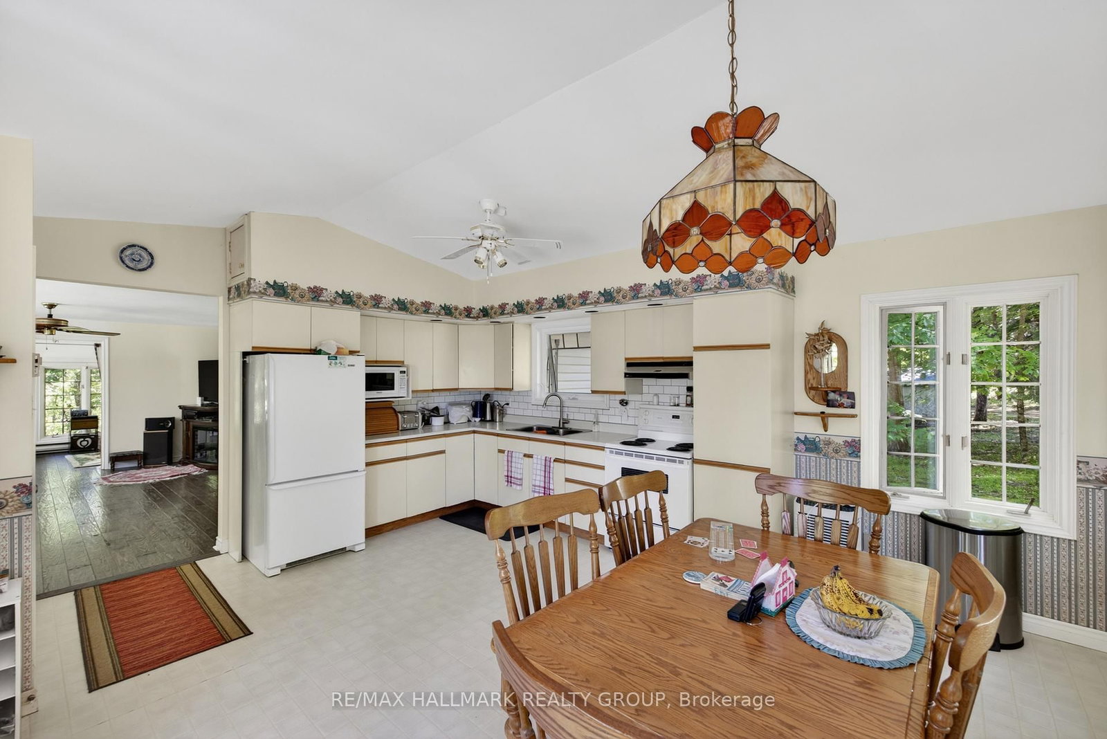 2432 Bathurst 2nd Concession • Perth, ON photo 11