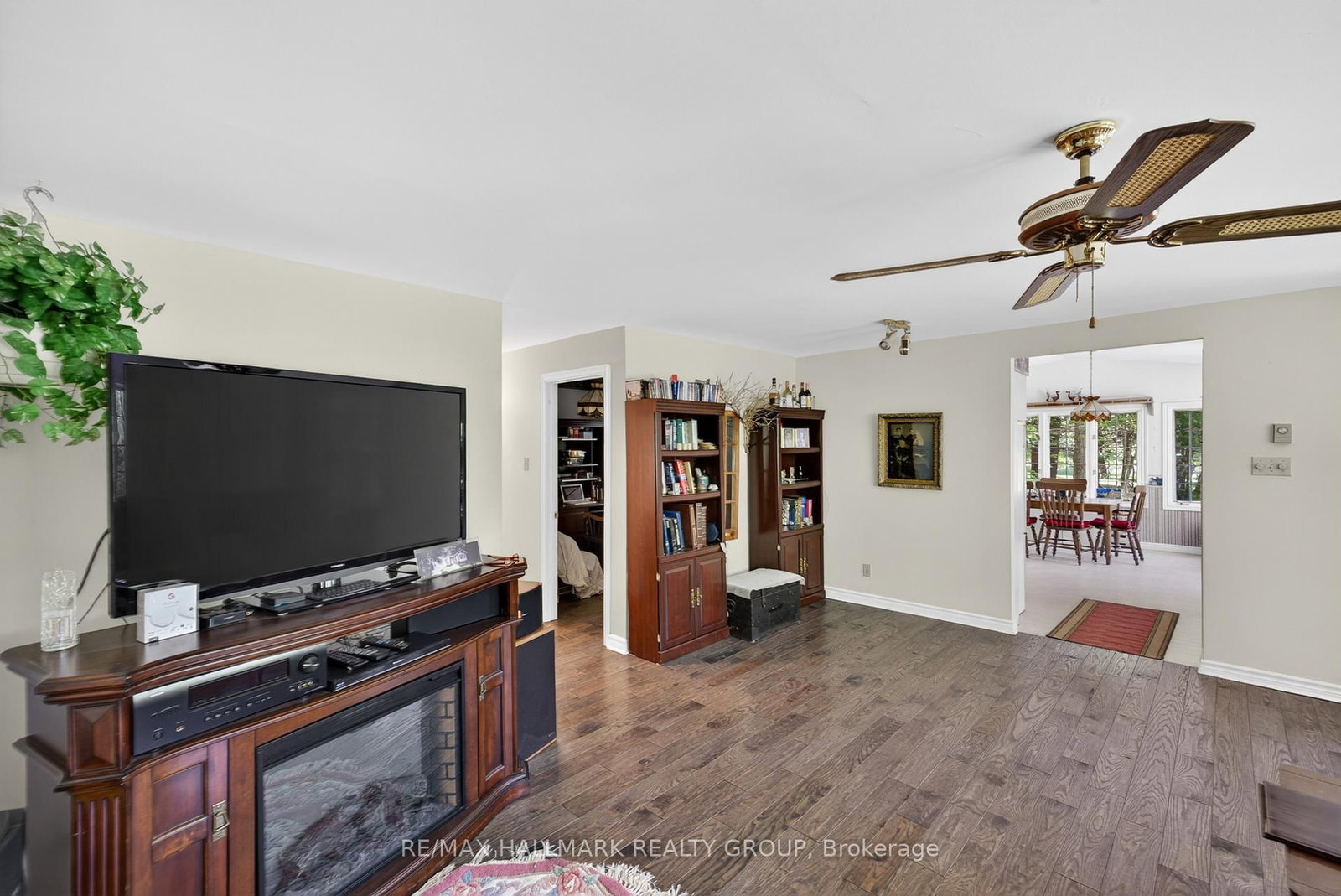 2432 Bathurst 2nd Concession • Perth, ON photo 18